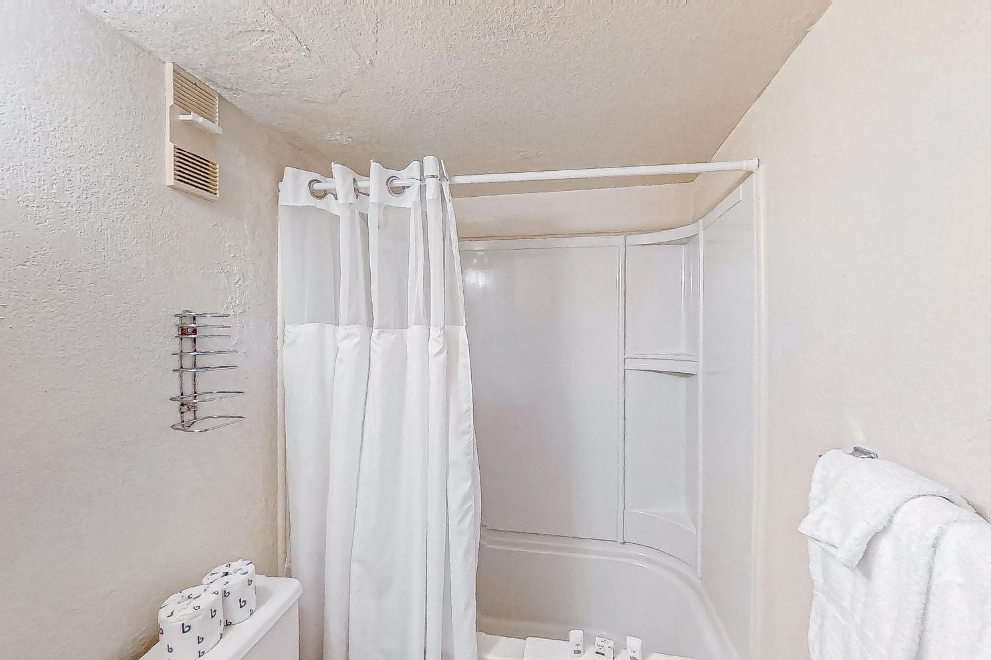 Water'S Edge Resort 901 Миртл-Бич Экстерьер фото
